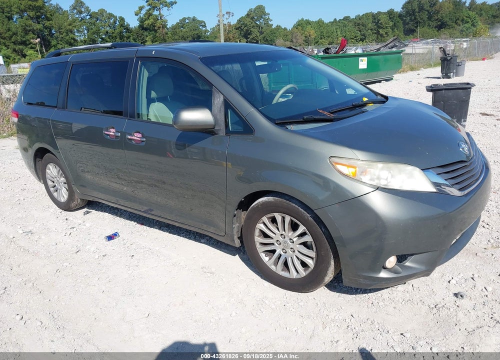 2011 TOYOTA SIENNA XLE V6 VIN: 5TDYK3DC2BS125763