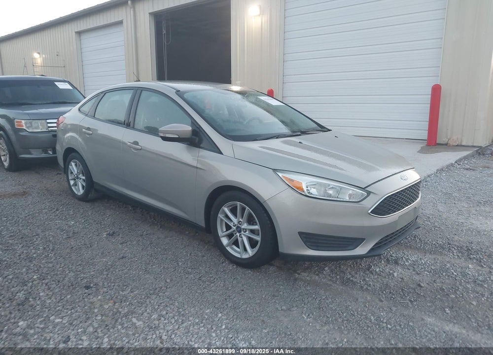 2016 FORD FOCUS SE VIN: 1FADP3F27GL263382