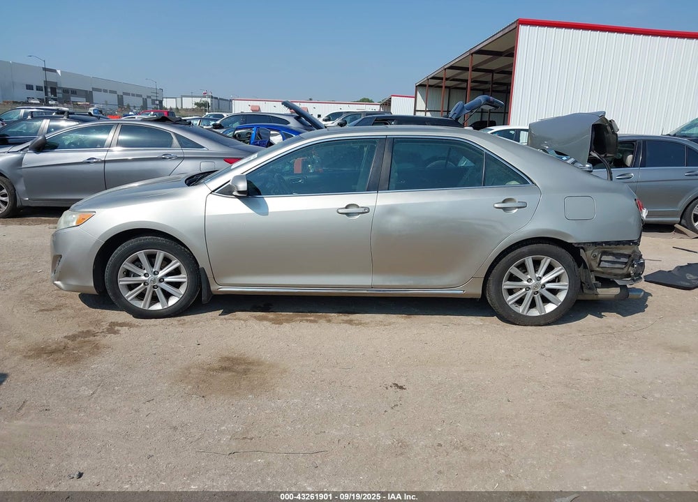 2014 TOYOTA CAMRY XLE V6 VIN: 4T1BK1FK1EU545668