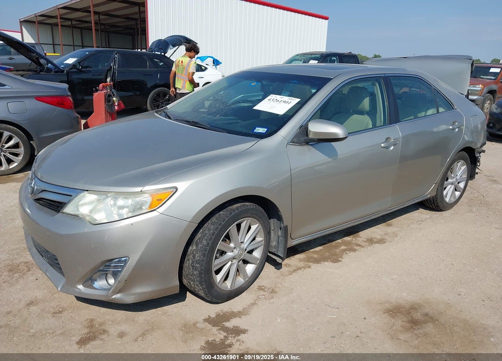 2014 TOYOTA CAMRY XLE V6 VIN: 4T1BK1FK1EU545668