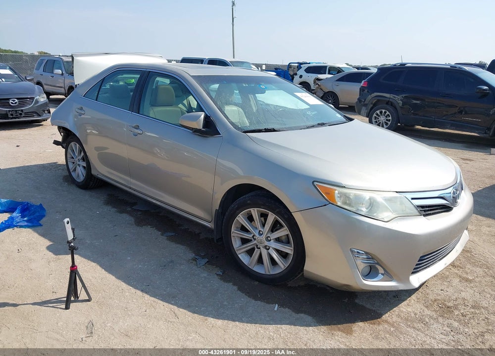 2014 TOYOTA CAMRY XLE V6 VIN: 4T1BK1FK1EU545668