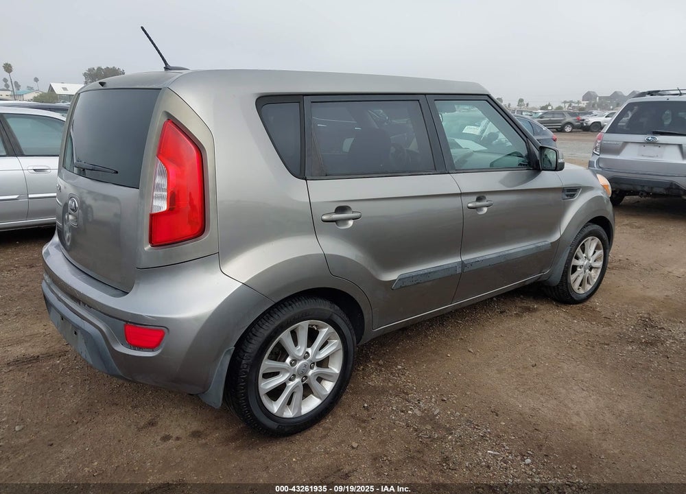 2013 KIA SOUL VIN: KNDJT2A64D7598133