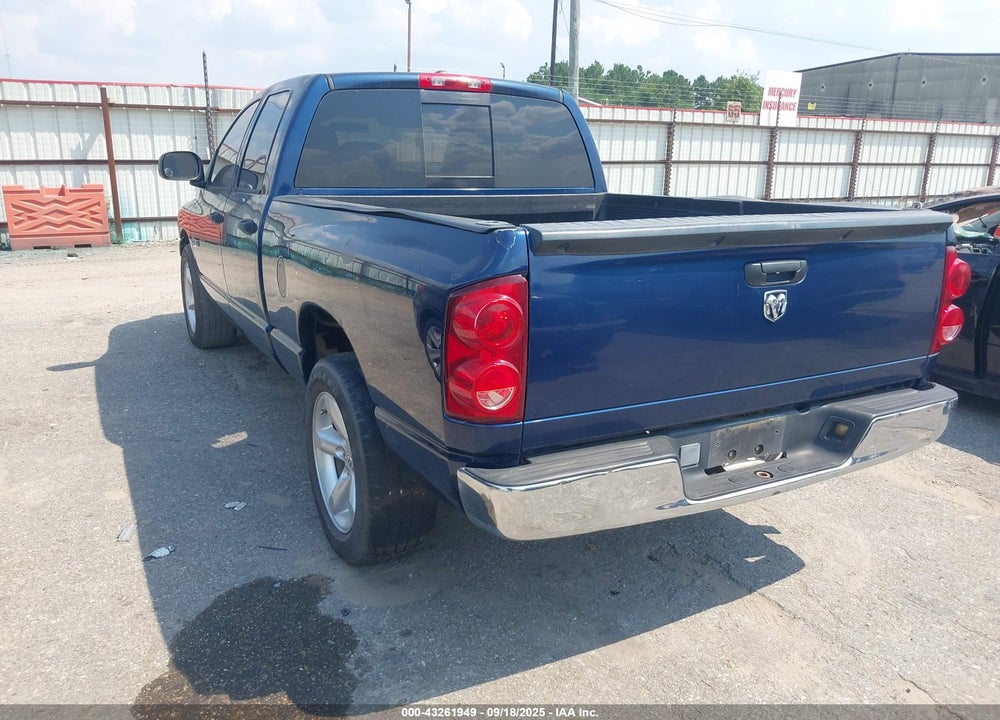 2008 DODGE RAM 1500 VIN: 1D7HA18N58J185647