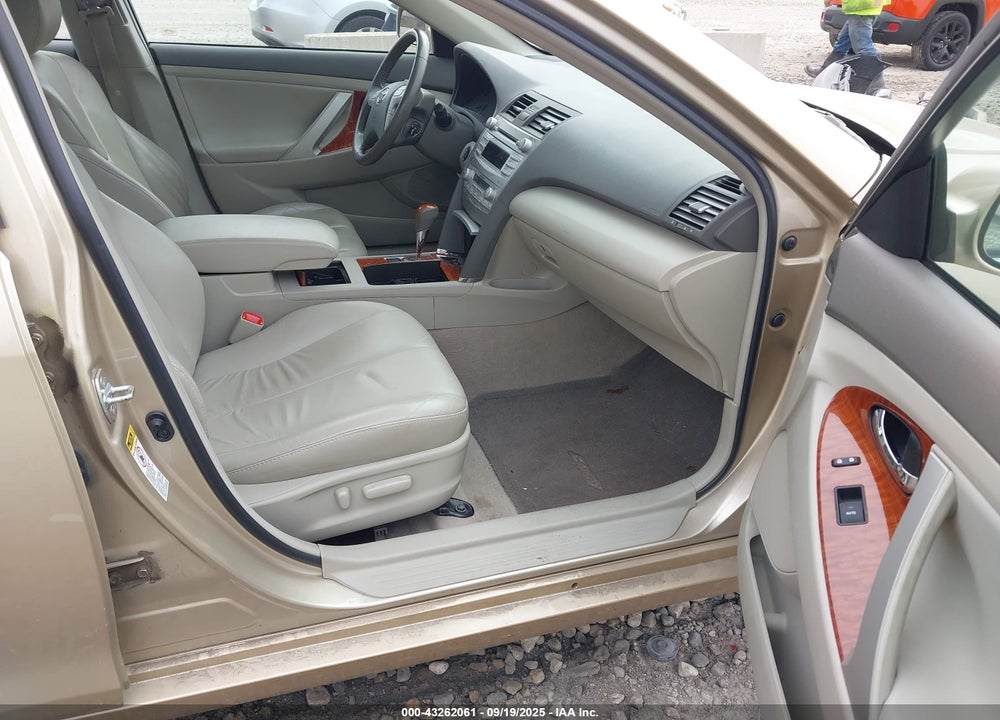 2011 TOYOTA CAMRY XLE V6 VIN: 4T1BK3EK8BU118254