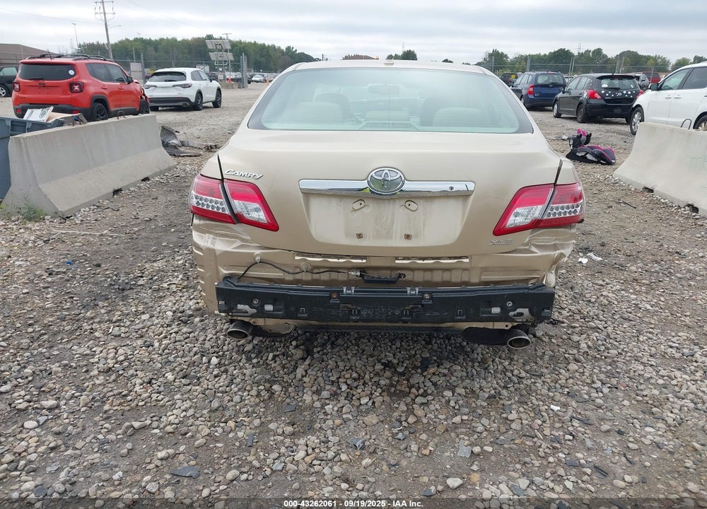 2011 TOYOTA CAMRY XLE V6 VIN: 4T1BK3EK8BU118254