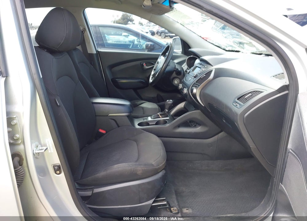 2014 HYUNDAI TUCSON VIN: KM8JT3AF8EU894227
