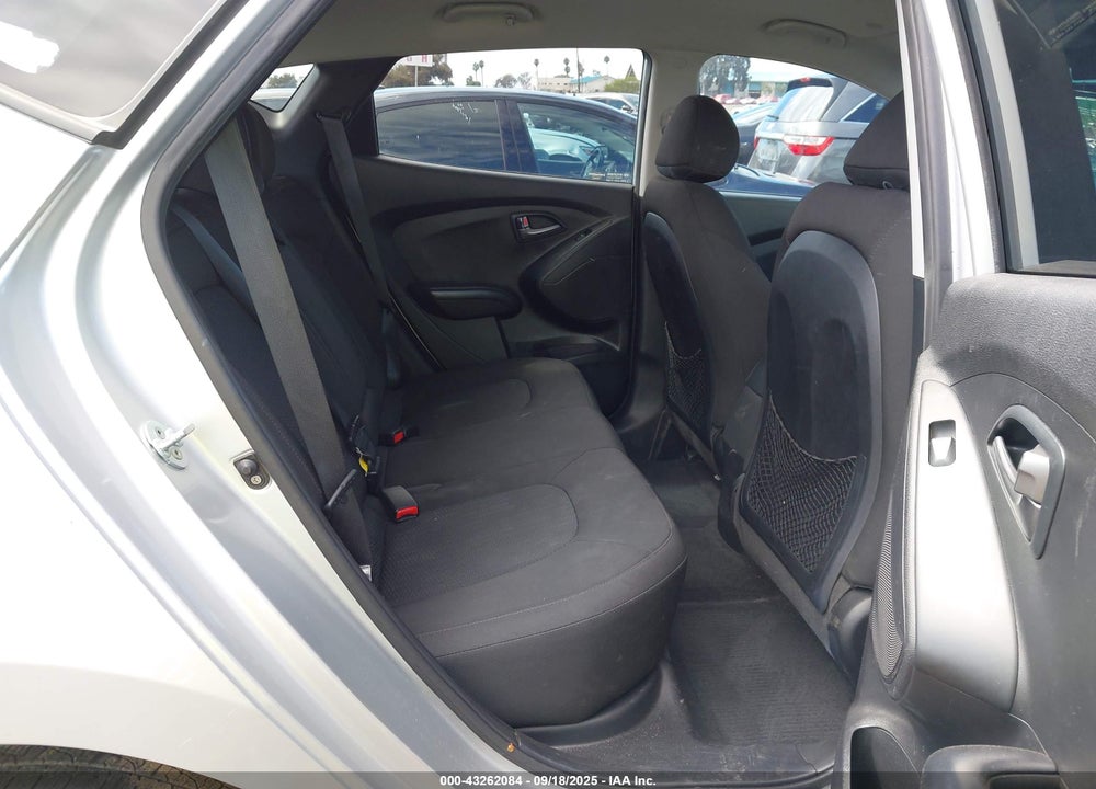 2014 HYUNDAI TUCSON VIN: KM8JT3AF8EU894227