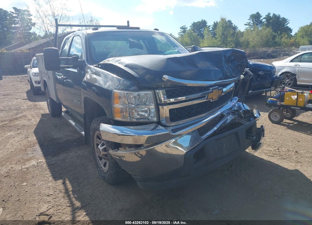 2013 CHEVROLET SILVERADO 3500HD WORK TRUCK VIN: 1GC5CZCG9DZ414812