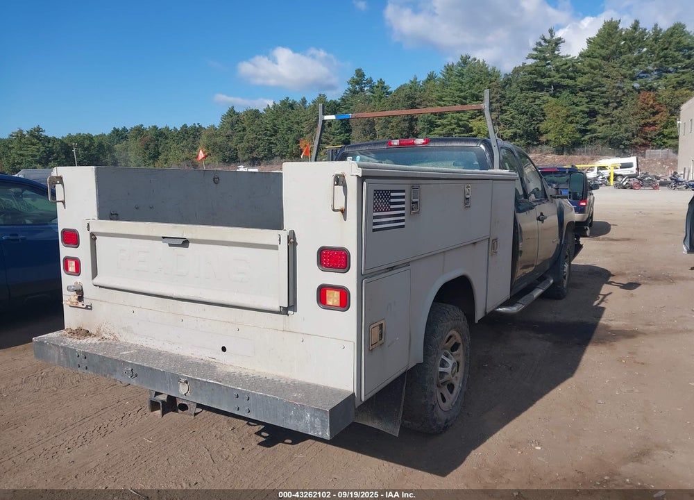 2013 CHEVROLET SILVERADO 3500HD WORK TRUCK VIN: 1GC5CZCG9DZ414812