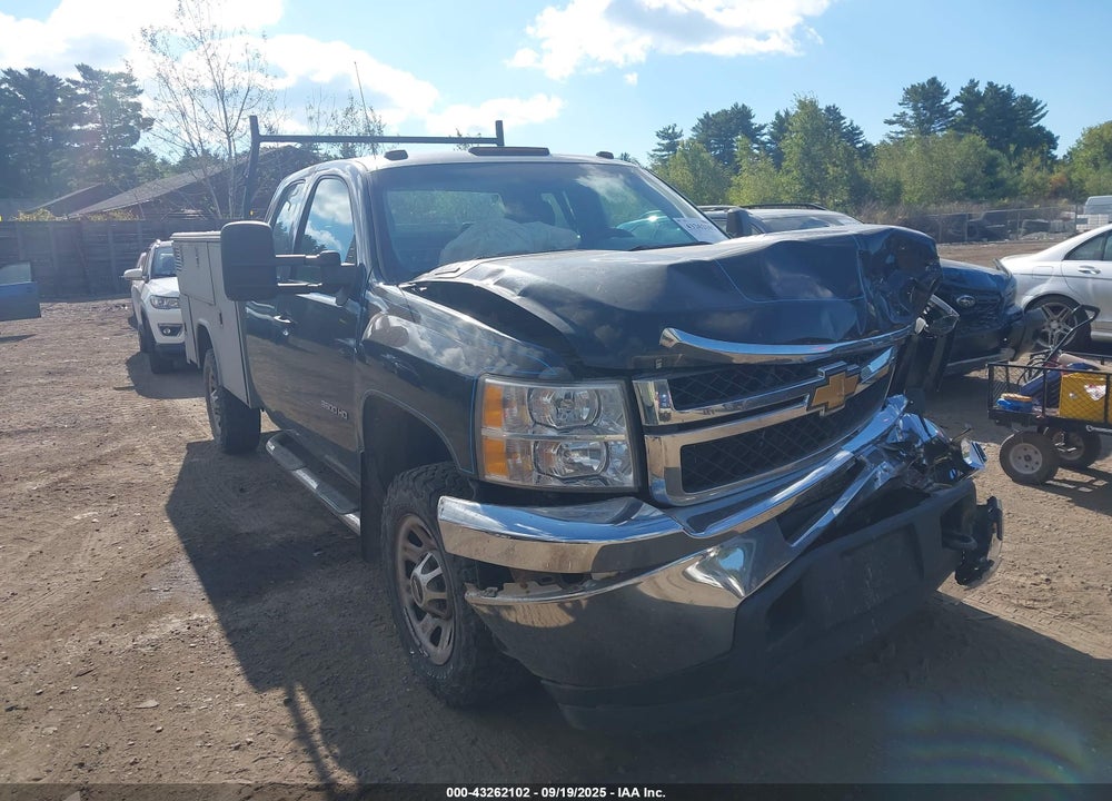 2013 CHEVROLET SILVERADO 3500HD WORK TRUCK VIN: 1GC5CZCG9DZ414812