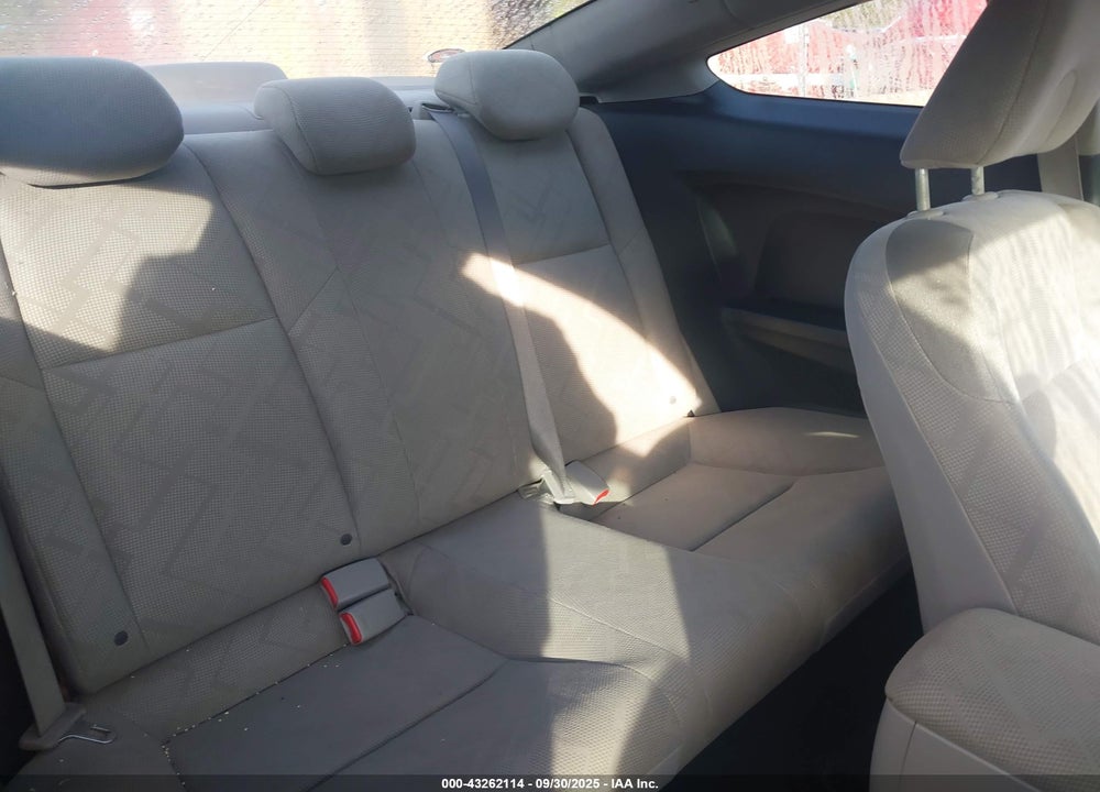 2012 HONDA CIVIC VIN: 2HGFG3B51CH502775