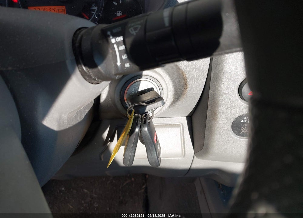 2007 NISSAN FRONTIER SE VIN: 1N6AD07U27C416669