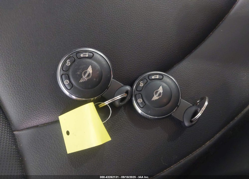 2013 MINI HARDTOP VIN: WMWSU3C5XDT690508