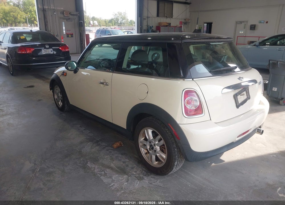 2013 MINI HARDTOP VIN: WMWSU3C5XDT690508