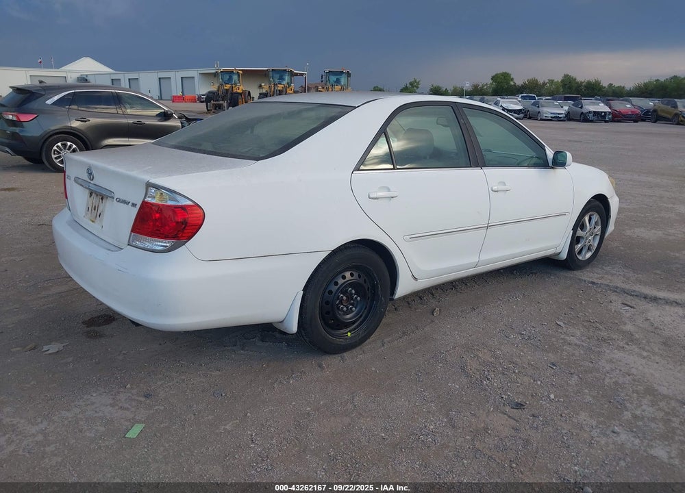 2005 TOYOTA CAMRY XLE VIN: 4T1BE32K65U385019