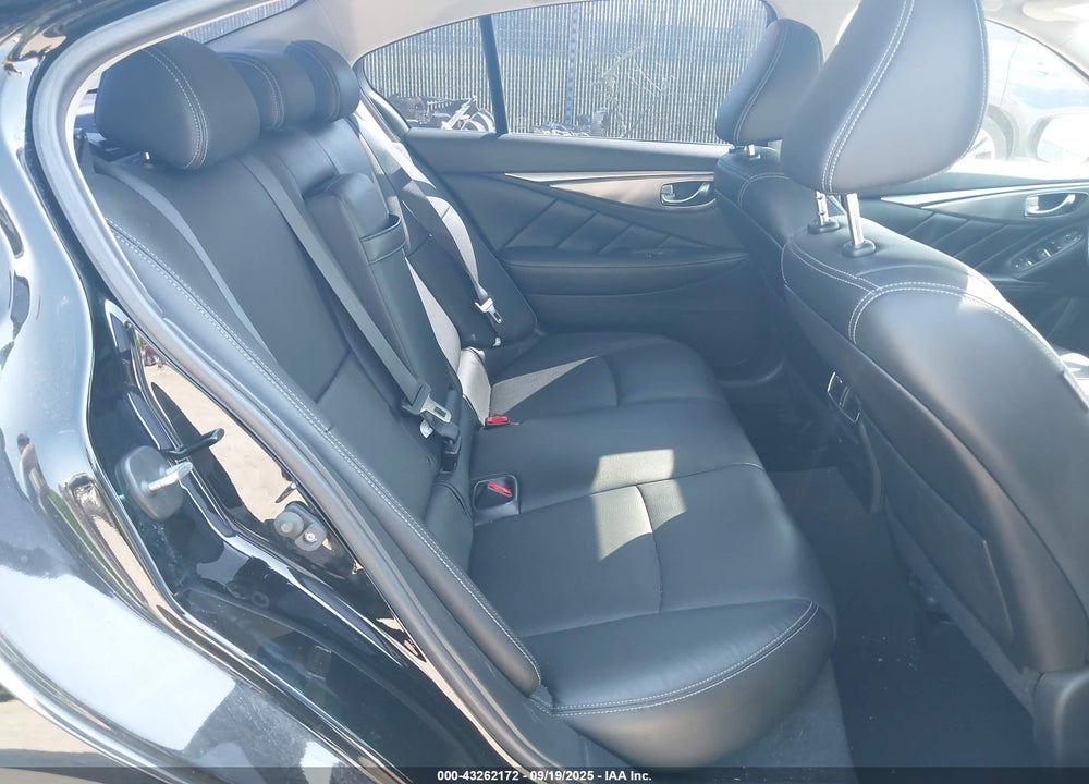 2015 INFINITI Q50 PREMIUM VIN: JN1BV7AR3FM420789