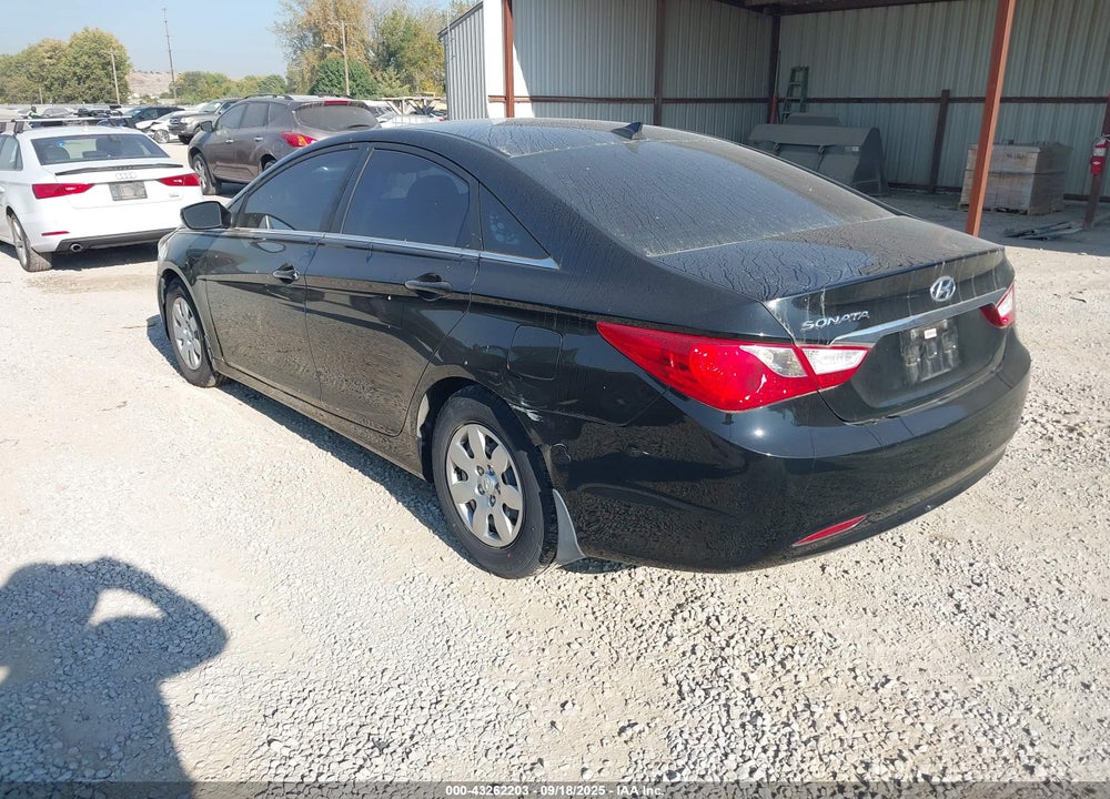 2013 HYUNDAI SONATA VIN: 5NPEB4AC2DH727889