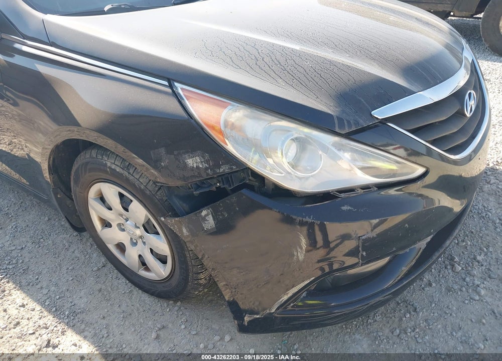 2013 HYUNDAI SONATA VIN: 5NPEB4AC2DH727889
