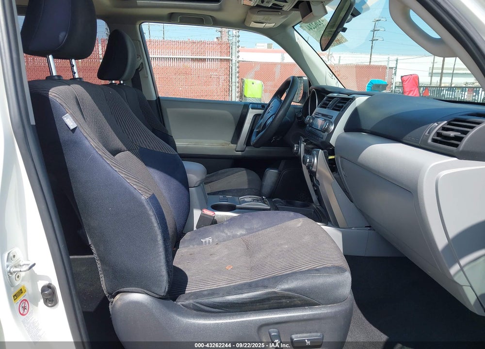 2010 TOYOTA 4RUNNER SR5 V6 VIN: JTEZU5JR8A5006246