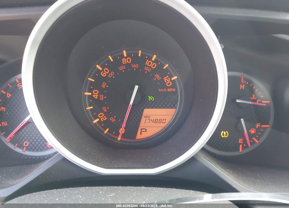 2010 TOYOTA 4RUNNER SR5 V6 VIN: JTEZU5JR8A5006246
