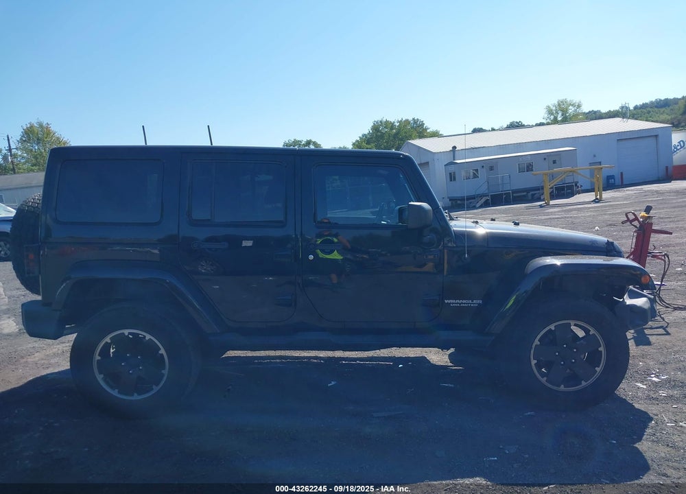 2012 JEEP WRANGLER UNLIMITED SAHARA VIN: 1C4BJWEG7CL280047