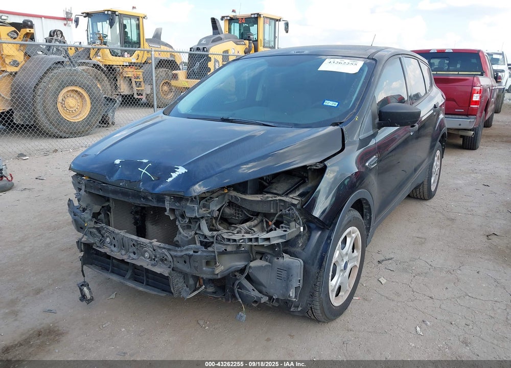 2017 FORD ESCAPE VIN: 1FMCU0F71HUC38428