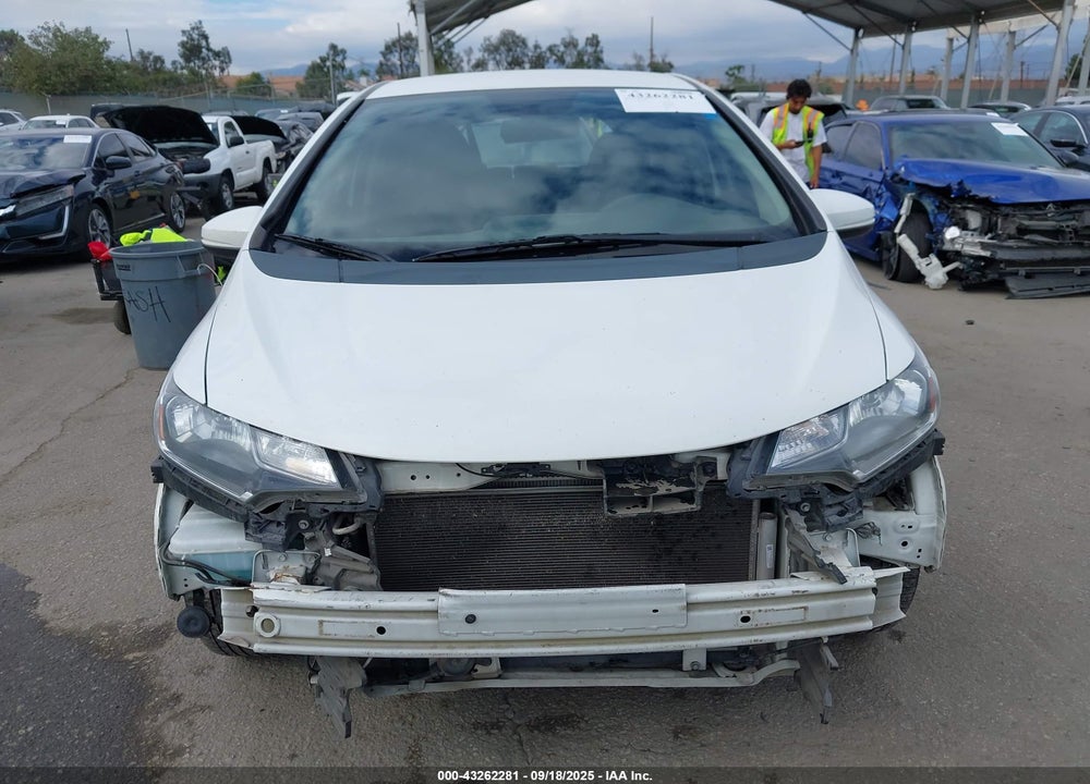 2018 HONDA FIT VIN: 3HGGK5H47JM735460