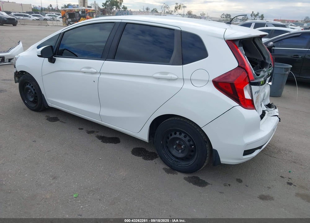 2018 HONDA FIT VIN: 3HGGK5H47JM735460