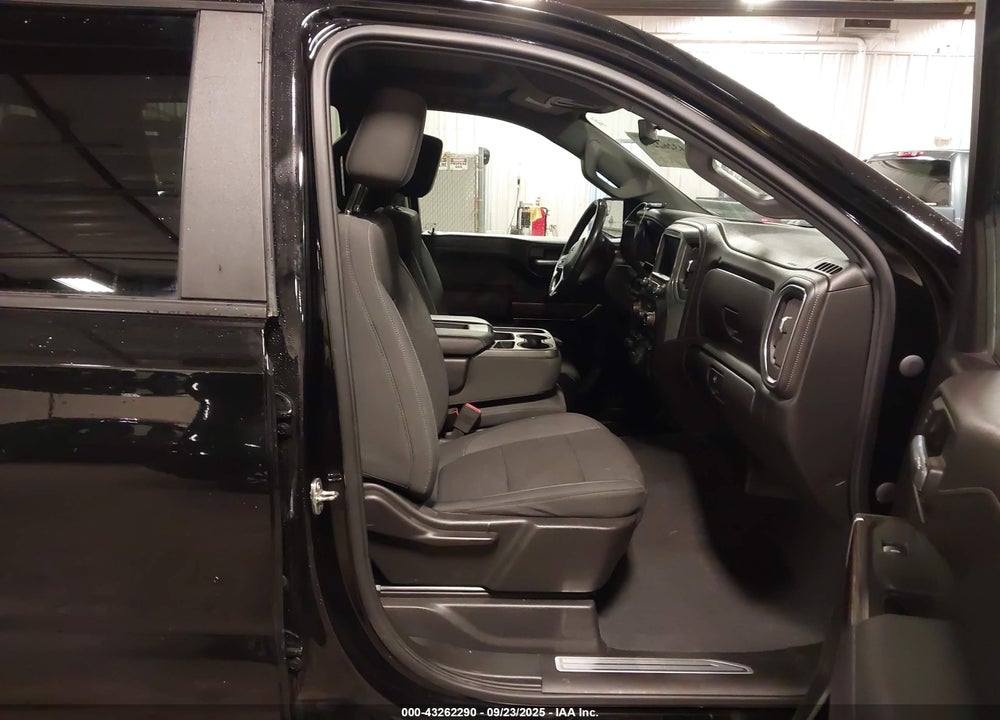 2020 CHEVROLET SILVERADO 1500 4WD SHORT BED RST VIN: 1GCUYEED6LZ274029