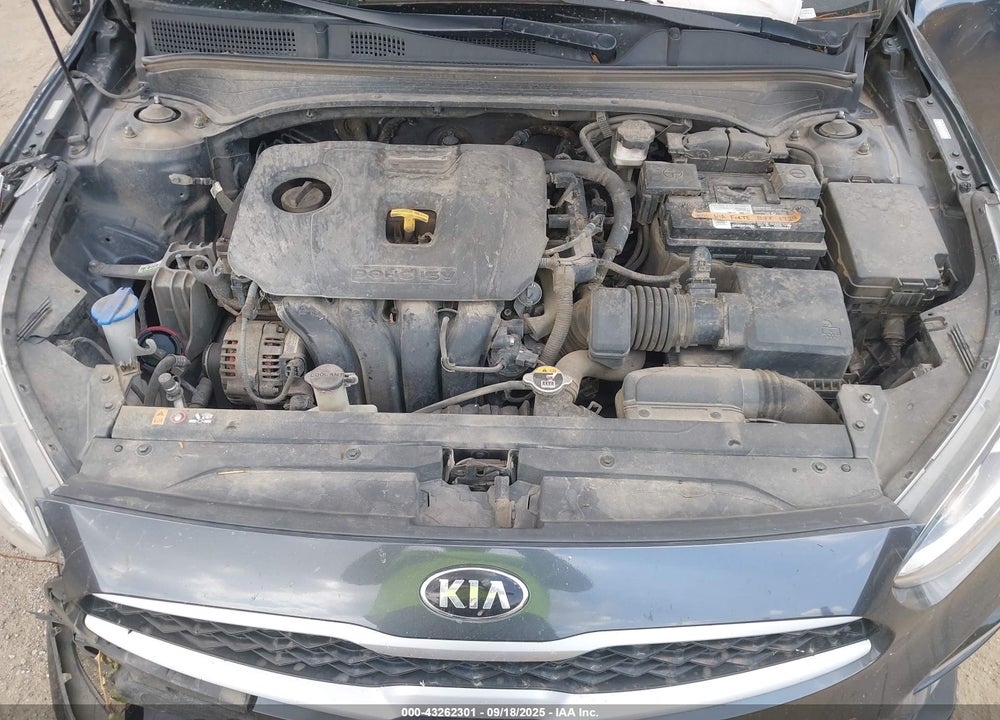 2021 KIA FORTE VIN: 3KPF24ADXME352996