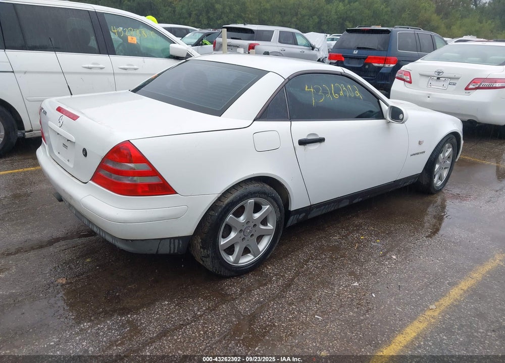 1999 MERCEDES-BENZ SLK 230 KOMPRESSOR VIN: WDBKK47F3XF081831
