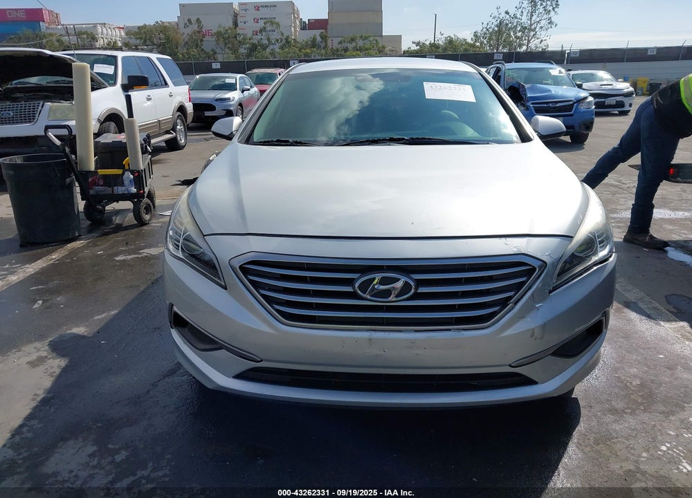 2017 HYUNDAI SONATA VIN: 5NPE24AF4HH557597