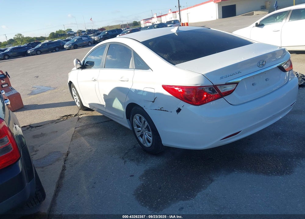 2013 HYUNDAI SONATA GLS VIN: 5NPEB4AC5DH564283