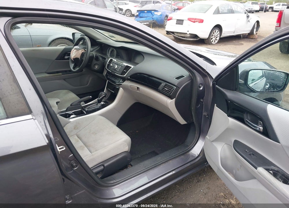 2016 HONDA ACCORD LX VIN: 1HGCR2F32GA207320