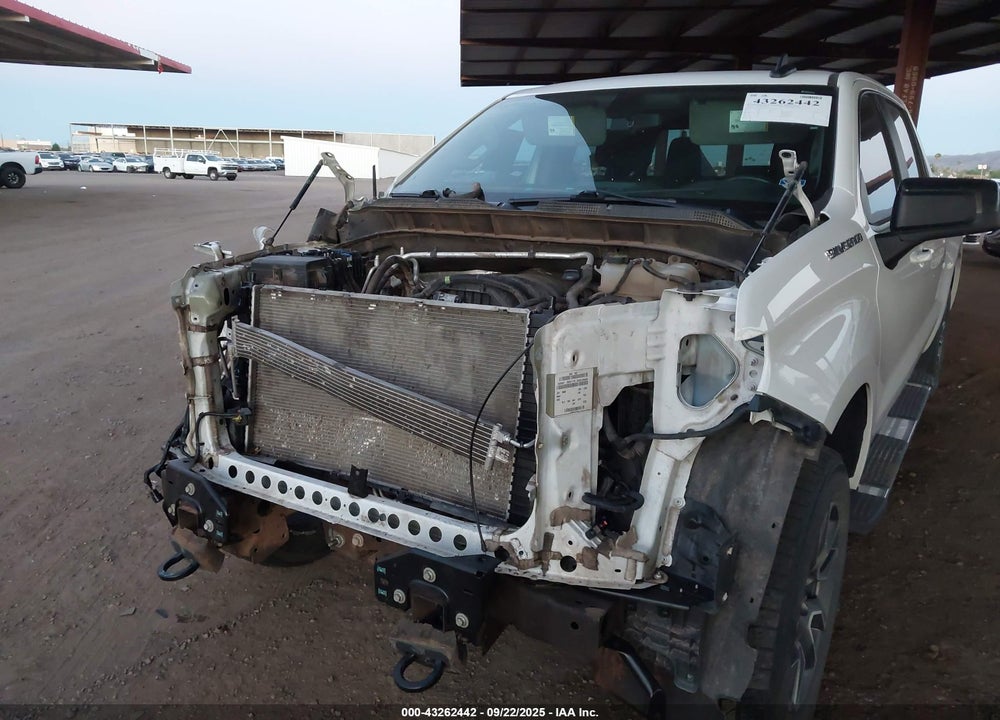 2020 CHEVROLET SILVERADO 1500 4WD SHORT BED RST VIN: 3GCUYEED0LG111831