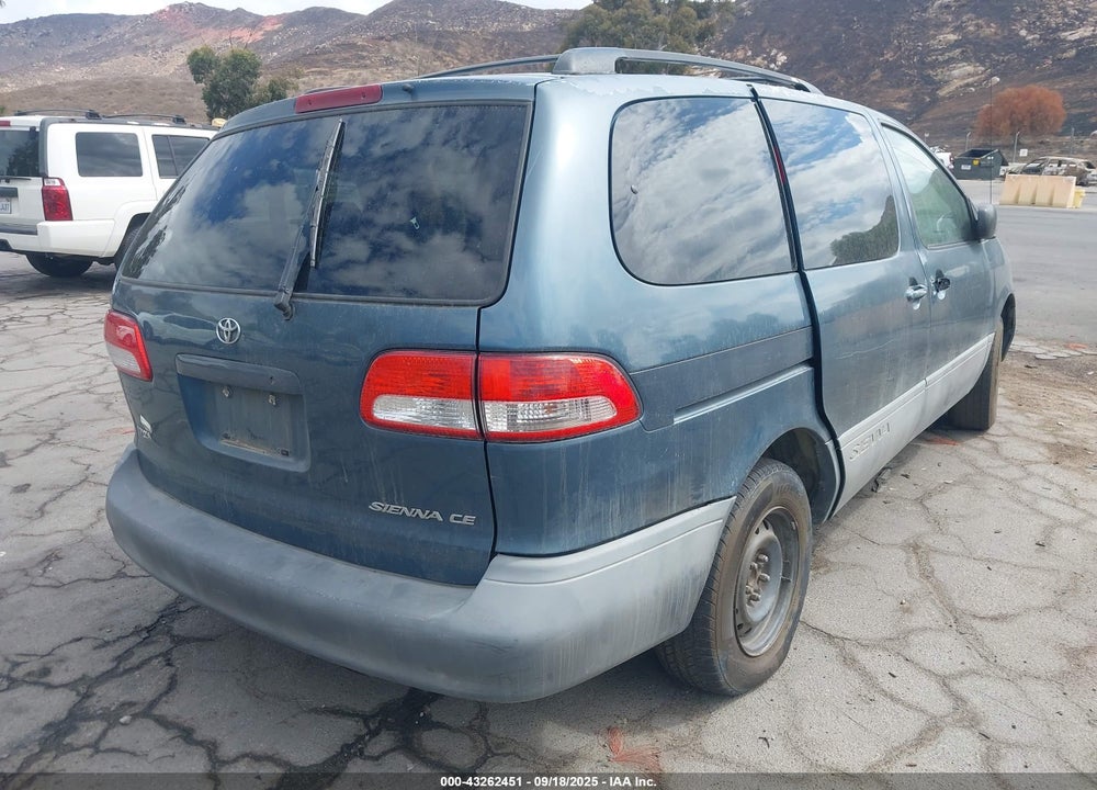 2003 TOYOTA SIENNA CE VIN: 4T3ZF19C03U532339