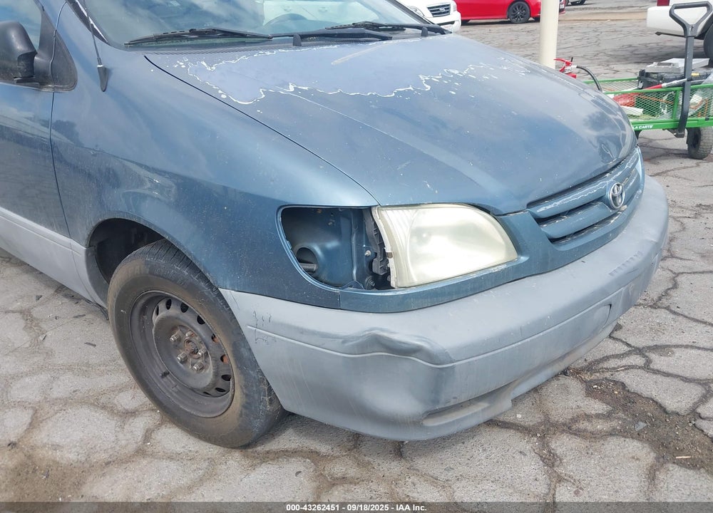 2003 TOYOTA SIENNA CE VIN: 4T3ZF19C03U532339