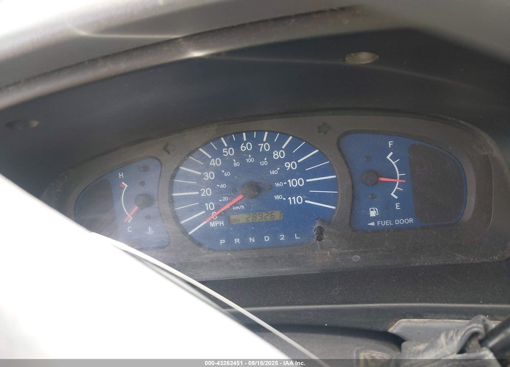 2003 TOYOTA SIENNA CE VIN: 4T3ZF19C03U532339