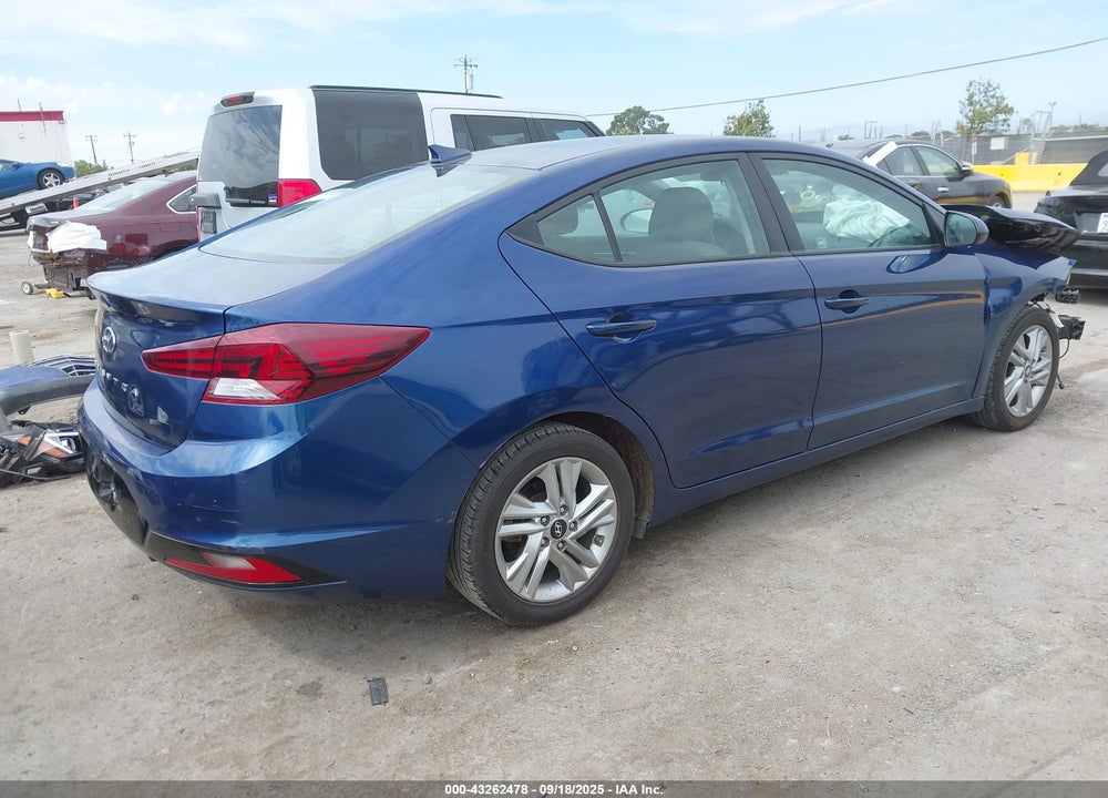 2020 HYUNDAI ELANTRA SEL VIN: 5NPD84LF3LH578683