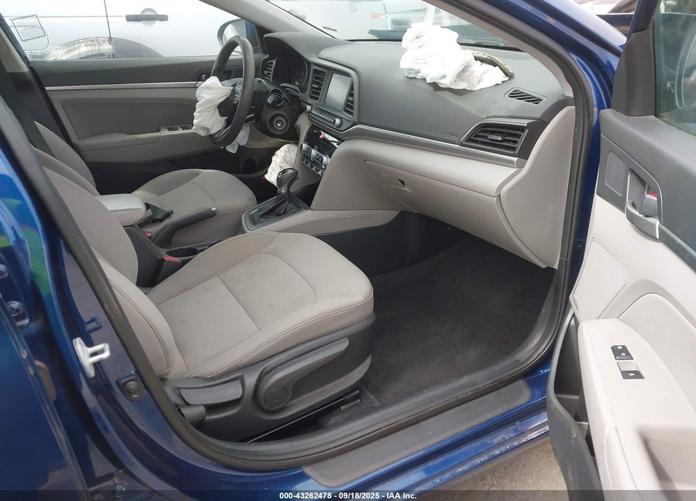 2020 HYUNDAI ELANTRA SEL VIN: 5NPD84LF3LH578683