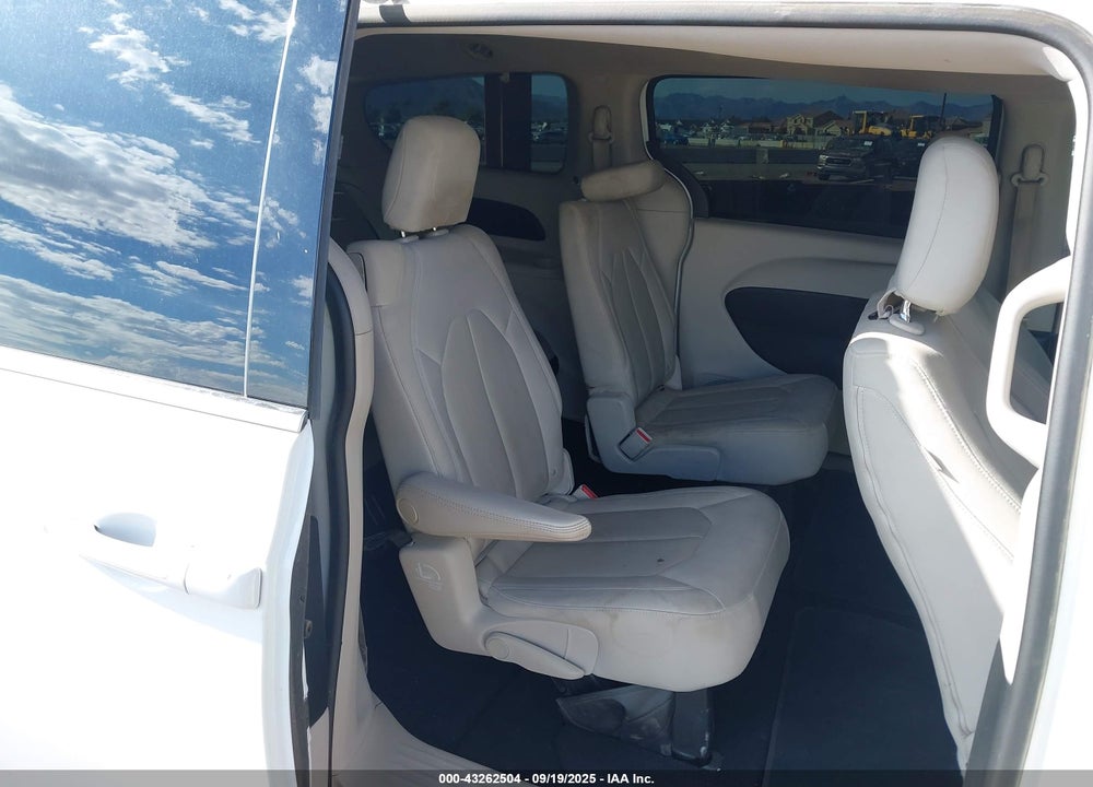 2017 CHRYSLER PACIFICA VIN: 2C4RC1CG9HR505887