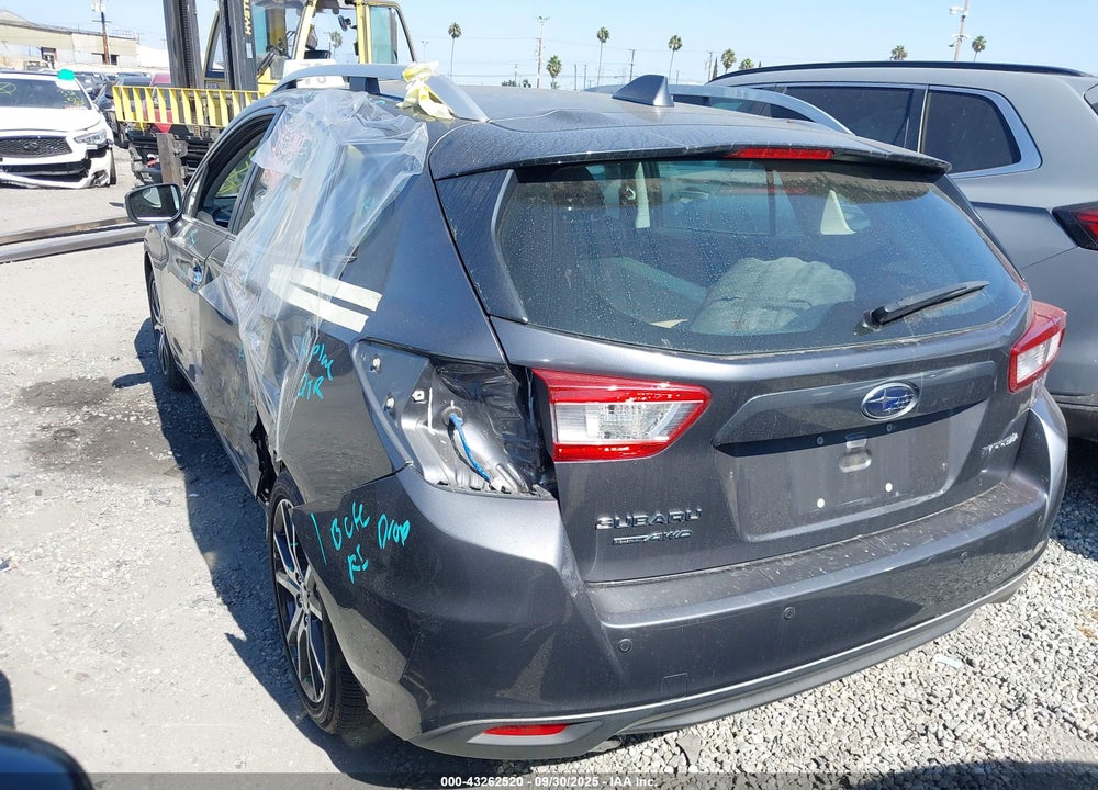 2018 SUBARU IMPREZA VIN: 4S3GTAU60J3711580