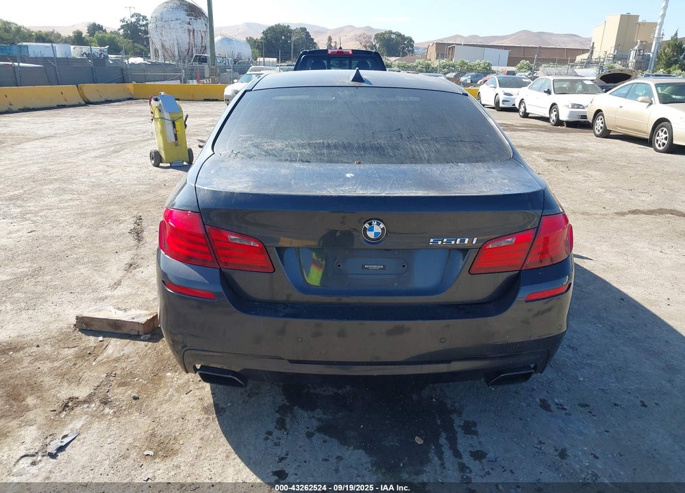 2013 BMW 5 SERIES VIN: WBAFR9C59DDX79633