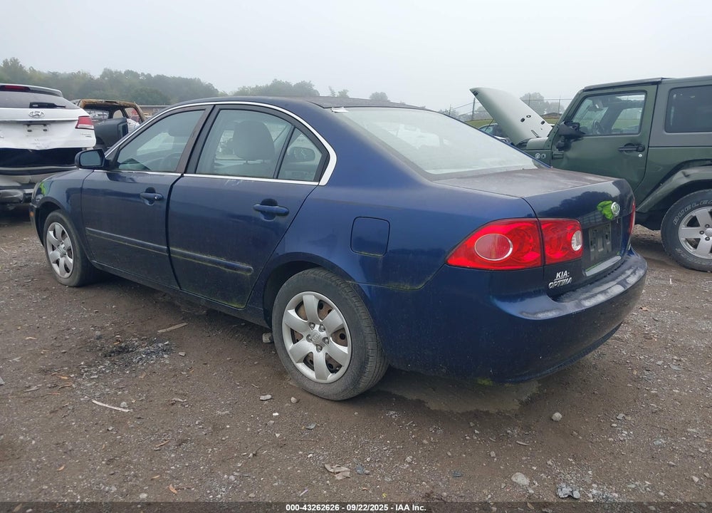 2007 KIA OPTIMA VIN: KNAGE123975156643