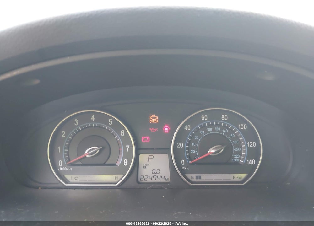 2007 KIA OPTIMA VIN: KNAGE123975156643