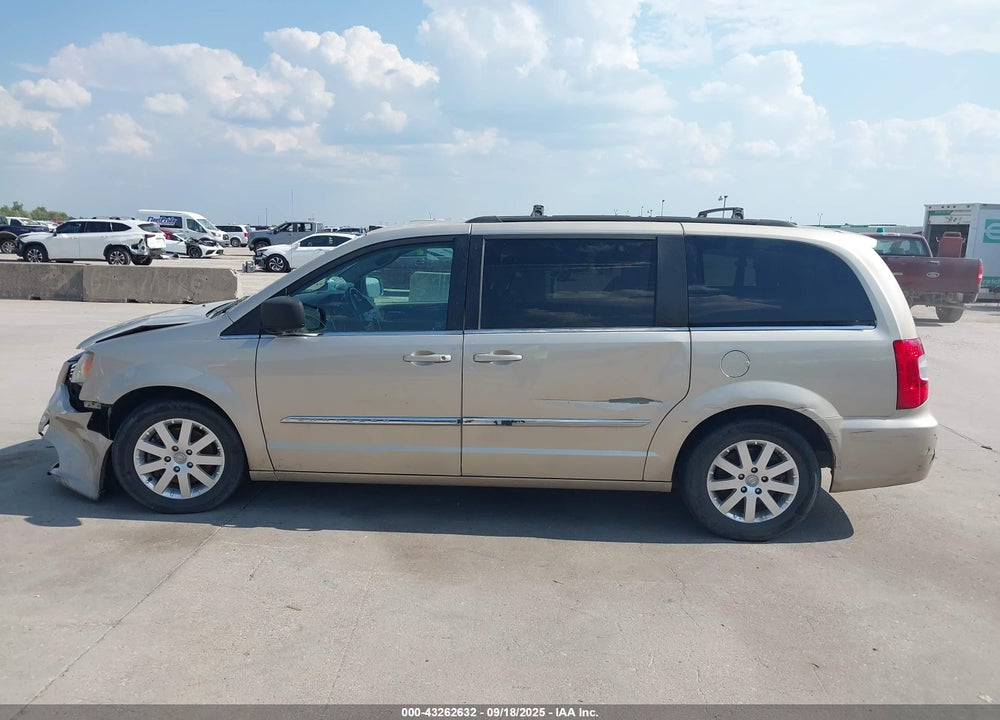 2014 CHRYSLER TOWN & COUNTRY TOURING VIN: 2C4RC1BGXER125468