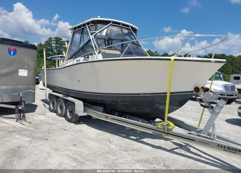 1998 CAROLINA 25 EXPRESS VIN: 1108649