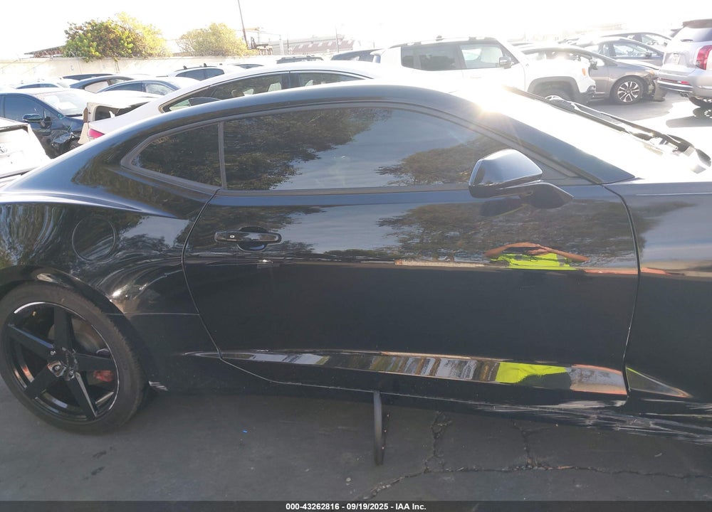 2016 CHEVROLET CAMARO VIN: 1G1FB1RS1G0142228