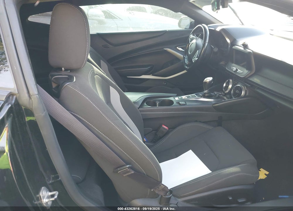 2016 CHEVROLET CAMARO VIN: 1G1FB1RS1G0142228