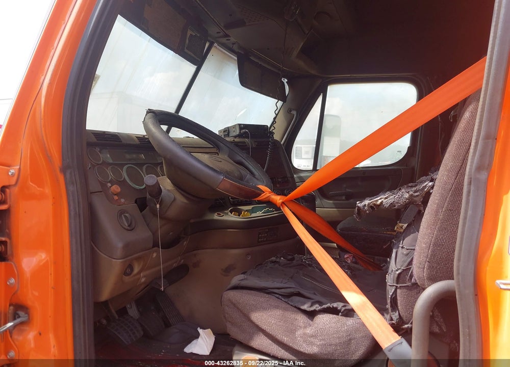2013 FREIGHTLINER CASCADIA 125 VIN: 1FUJGLDV4DLBV3844
